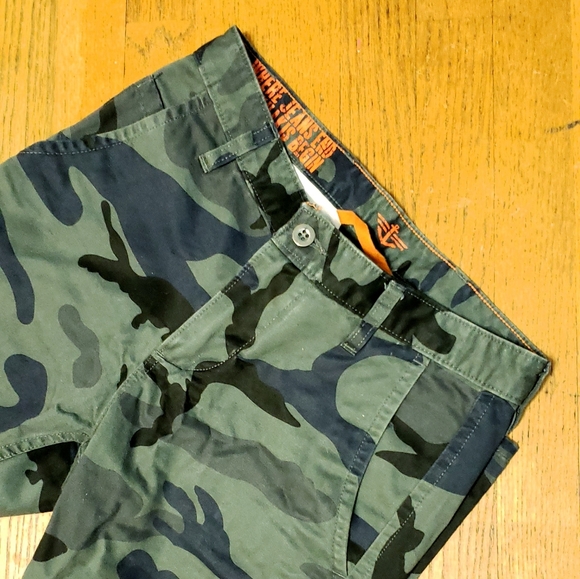 Dockers Camo Alpha Slim Pants - Picture 2 of 5